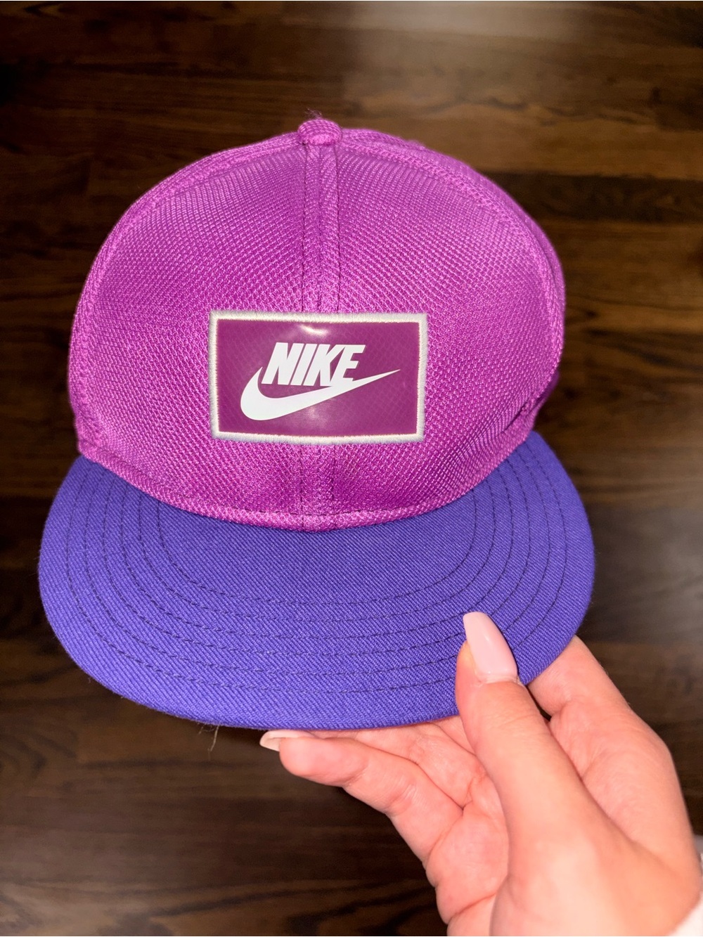 Nike snapback hat